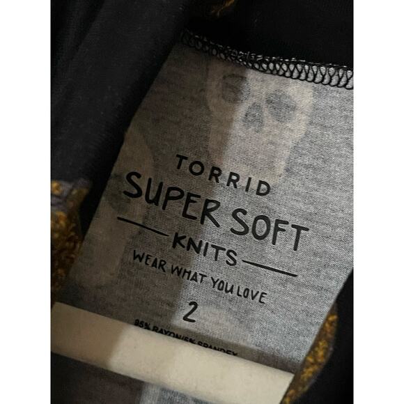 Torrid Super Soft Skull Knit Top Mock Neck Tunic Top NWT 2X - Picture 7 of 7